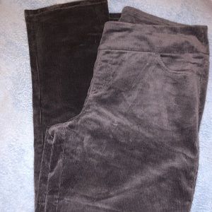2 pairs of denim & Company Stretch Corduroy pants